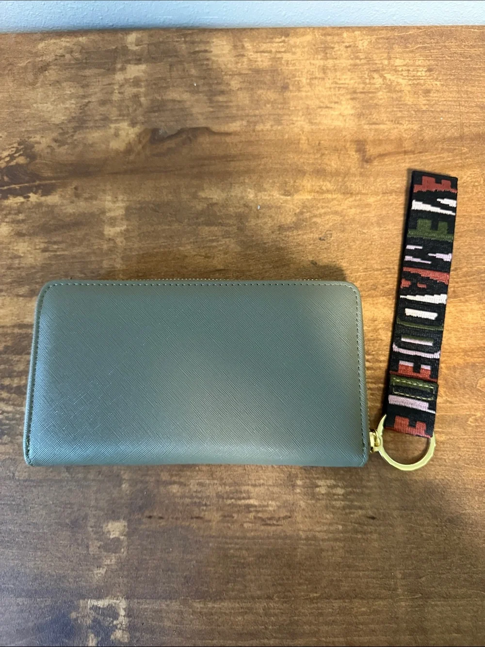 Steve Madden Zip wallet